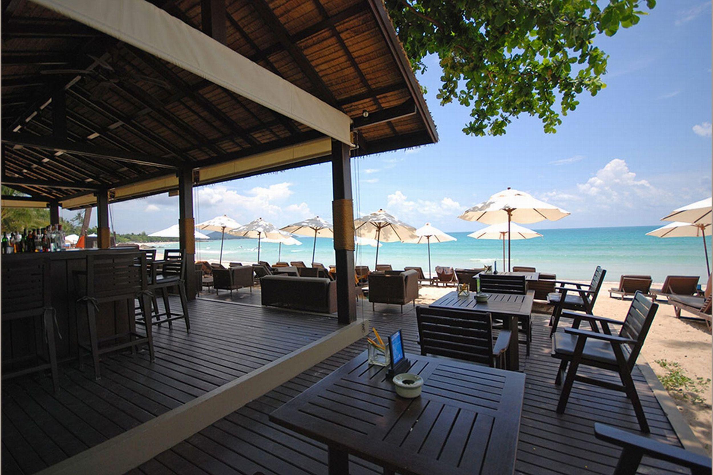 Impiana Beachfront Noi, Koh Samui 4* Chaweng